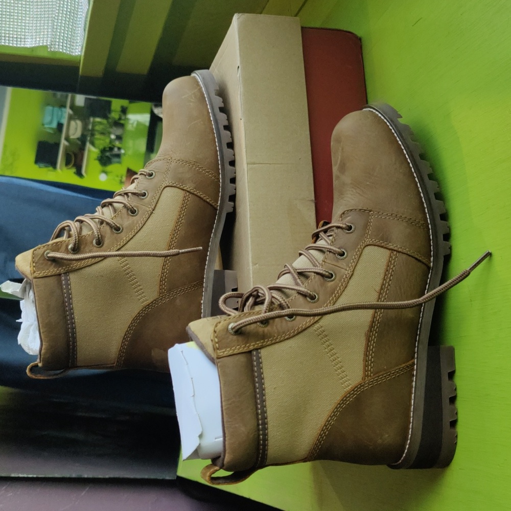 Kodiak waterton waterproof boots size 10